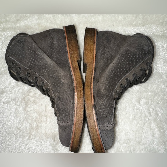 Chanel Interlocking CC Logo Brown Bootie Size 36 - Picture 9 of 13